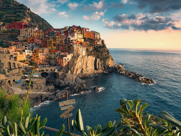 Ravensburger 1500pc Cinque Terre Viewpoint